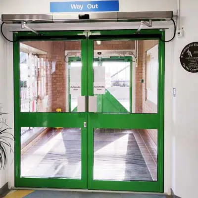 automatic entrances for easy access in hospitals