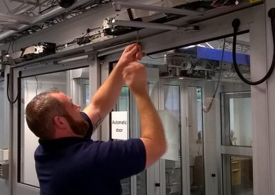 automatic door servicing engineers