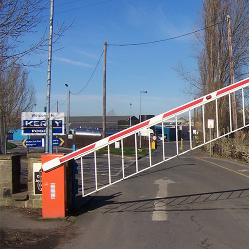 automatic barrier for vehicle access