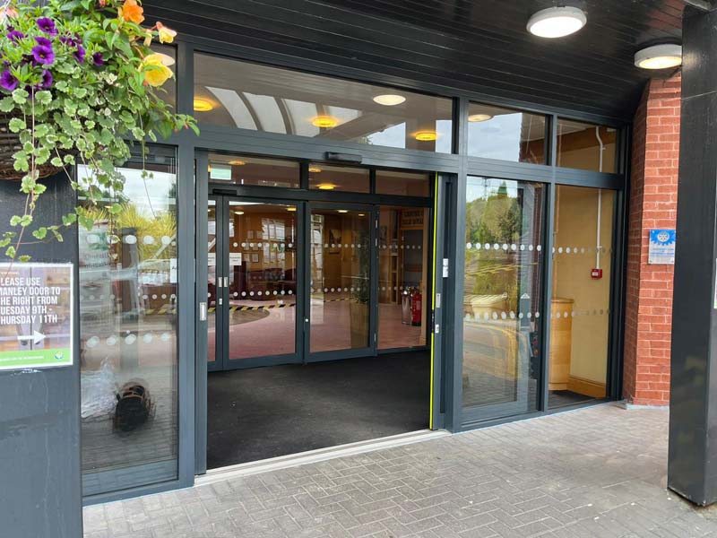 best western hotel automatic door install