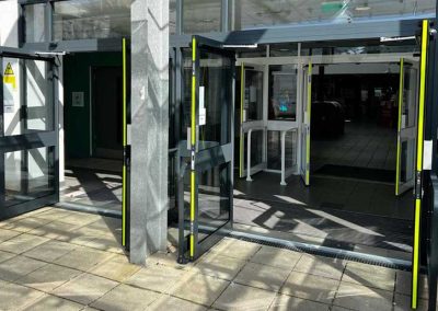 automatic-door-maintenance-and-servicing