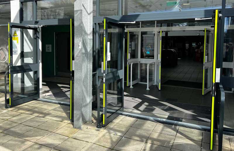 automatic-door-maintenance-and-servicing automatic-door-maintenance-and-servicing