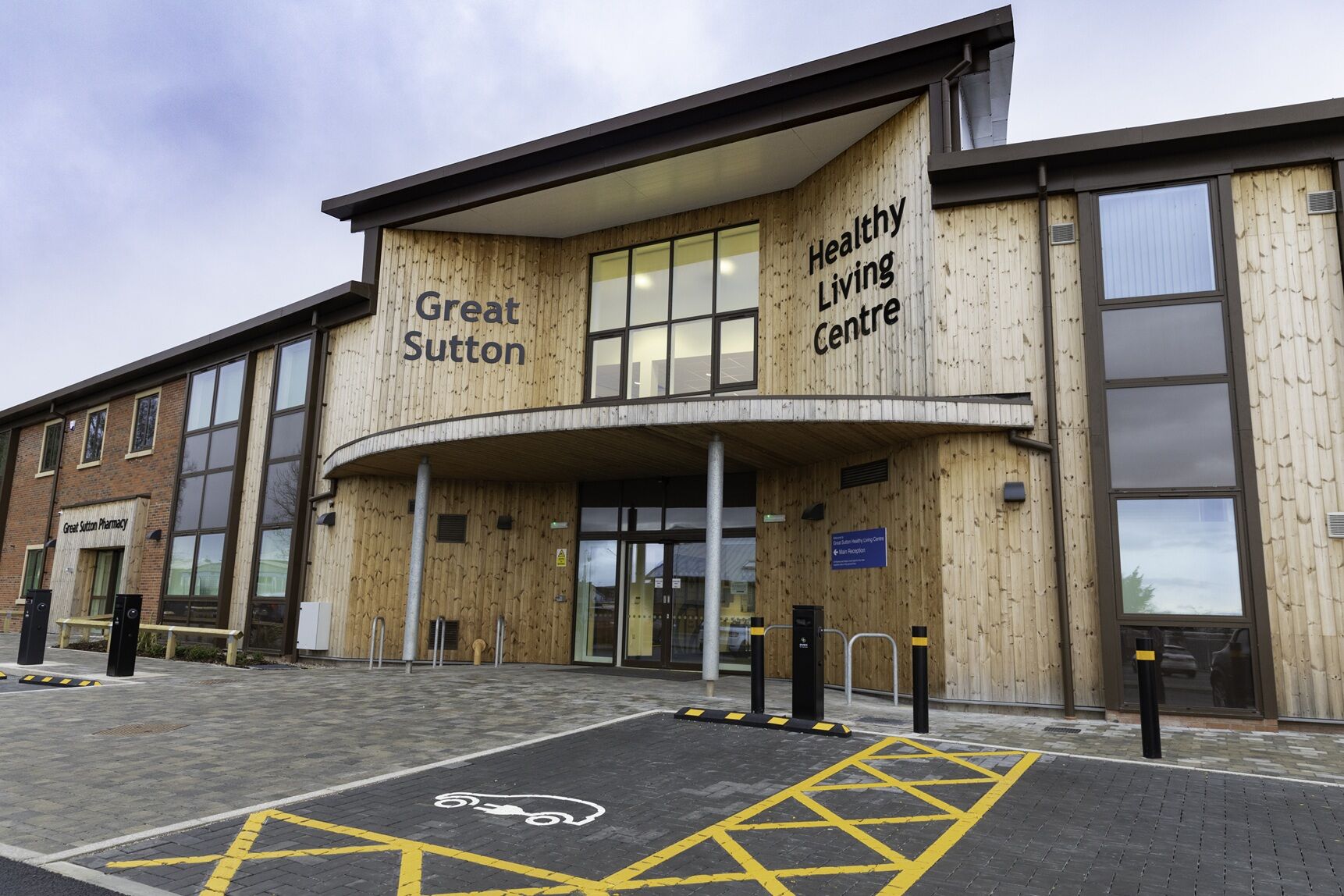 JPL Flavours new automatic door